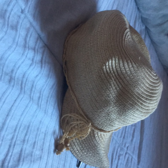 Fun Summer Hat - Picture 3 of 3